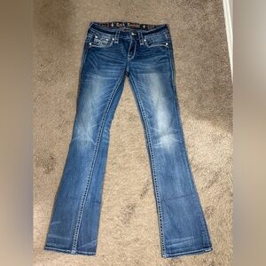 Rock revival low rise